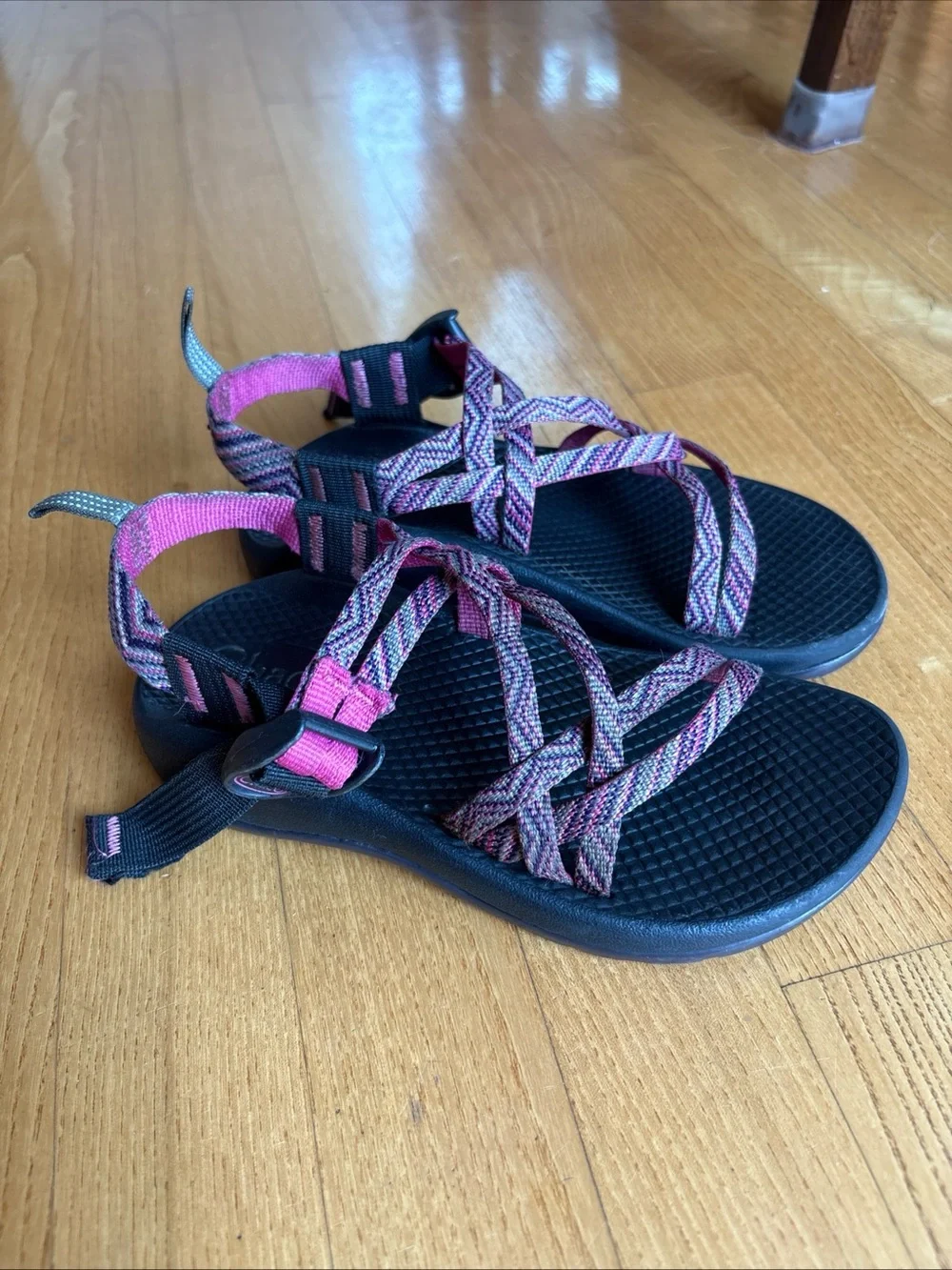 Chaco ZX/1 Classic Sandals Youth Size 1 Ecotread Pink Purple Black Multi-colored